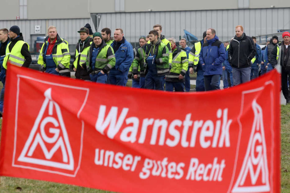 In Stuttgart werden am Mittwochvormittag unter anderem die nahmhafte Unternehmen wie Stihl, Lapp oder Bizerba mit 24-Stunden-Warnstreikgs beginnen.