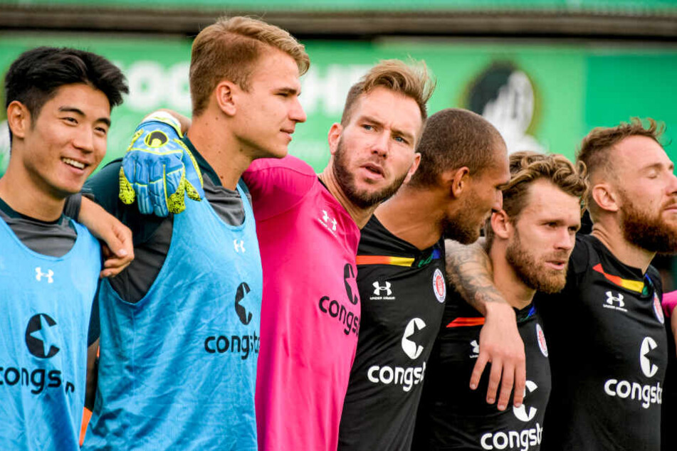 Die Mannschaft demonstrierte in Lübeck Zusammenhalt.