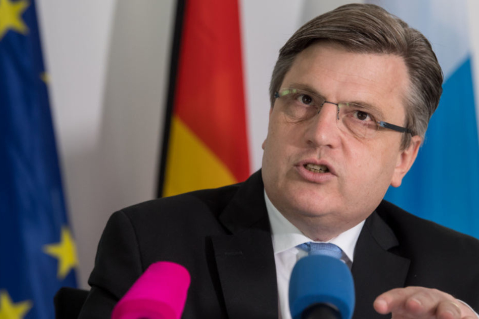 Winfried Bauback (CSU) fordert eine klare Linie bei der Strafverfolgung im Ausland.