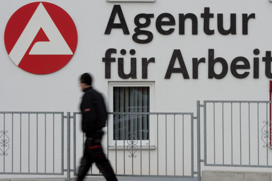 Die Arbeitslosenzahlen in Bayern sind im Oktober gesunken. (Symbolbild)