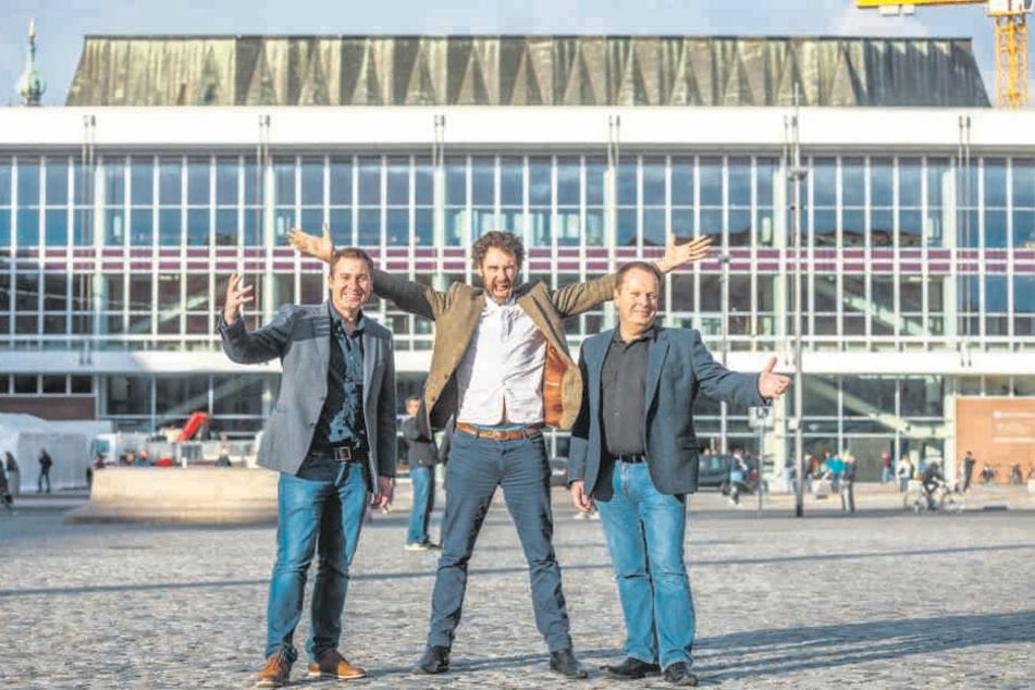 Die Tenöre Daryl Simpson (41, v.l.), Matthew Gilsenan (46) und James Nelson
(53) freuen sich auf ihren Hope-Auftritt im Kulti.