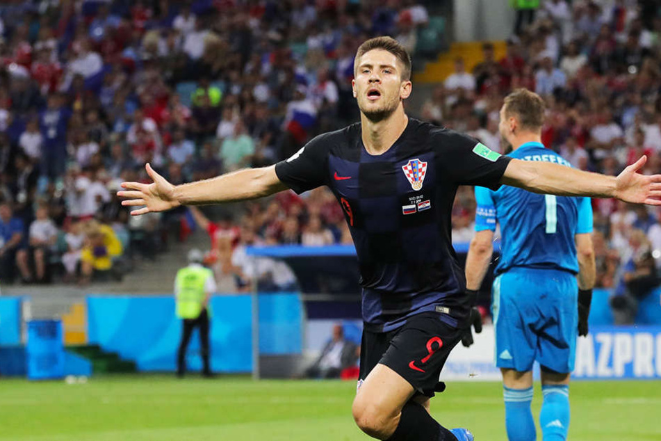 Andrej Kramaric bejubelt sein Tor zum 1:0 für Kroatien.
