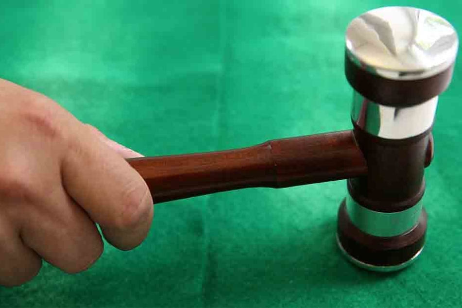 Immer weniger Immobilien kommen in Sachsen unter den Hammer. Etwa 50 Prozent wechseln schon vor der Versteigerung den Besitzer.