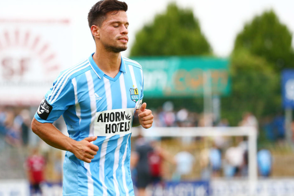 Augen zu und durch: Stefano Cincotta ist in dieser
Saison noch ohne Einsatz.