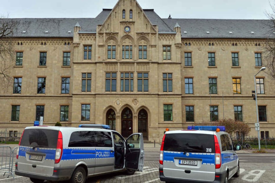 Das Landgericht Erfurt verurteilte die Mutter zu drei Jahren und drei Monaten Haft.
