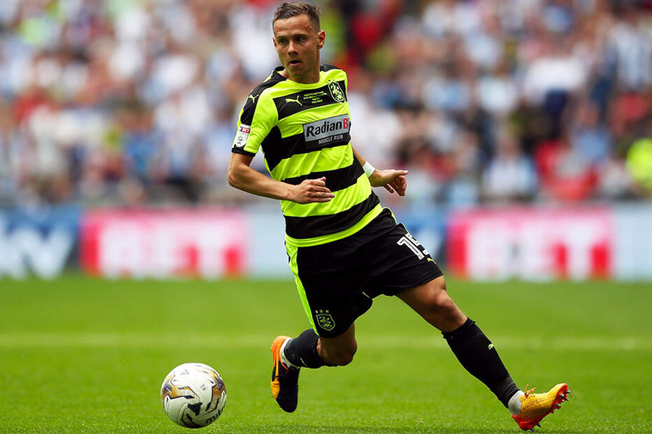Chris Löwe spielte zuletzt für Huddersfield Town in der englischen Premier League.