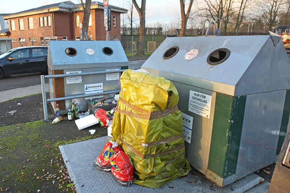 Rücksichtlose Müllentsorgung. Dieses Bild soll es in Herford demnächst nicht mehr geben (Symbolbild).