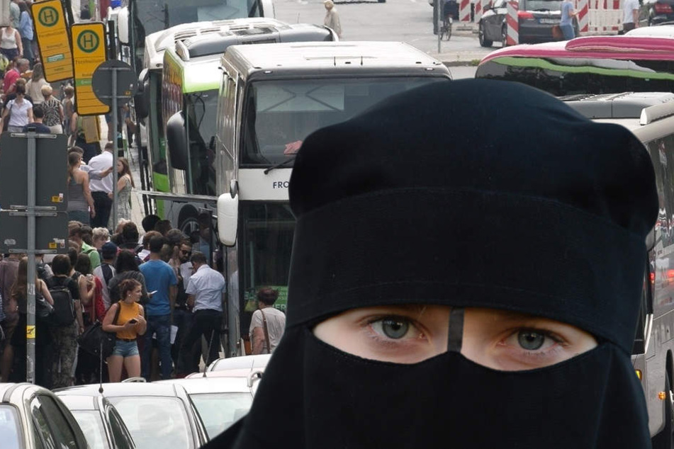 "Innerbetrieblich haben wir die Situation mit unserem Fahrer noch einmal besprochen", so der Sprecher des Busunternehmens.