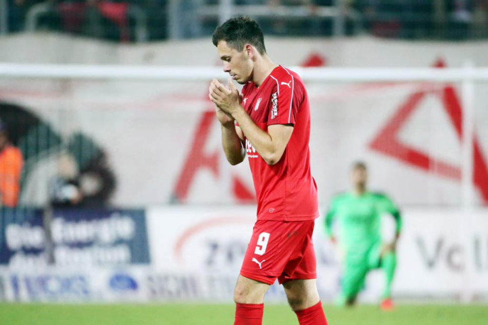 Zwickaus dreifacher Torschütze musste nach einer Verletzung im Spiel gegen Jahn Regensburg ausgewechselt werden.