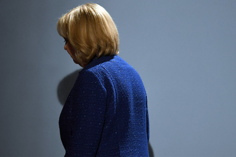 Hannelore (SPD) musste mit ihrer Partei eine herbe Niederlage einstecken.