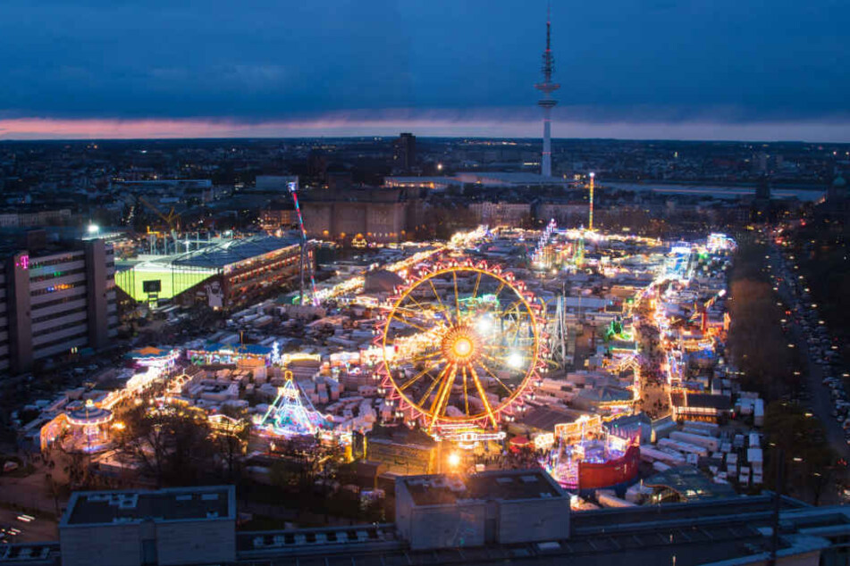 Der Hamburger Sommerdom hat bis 26. August geöffnet (Archivbild).