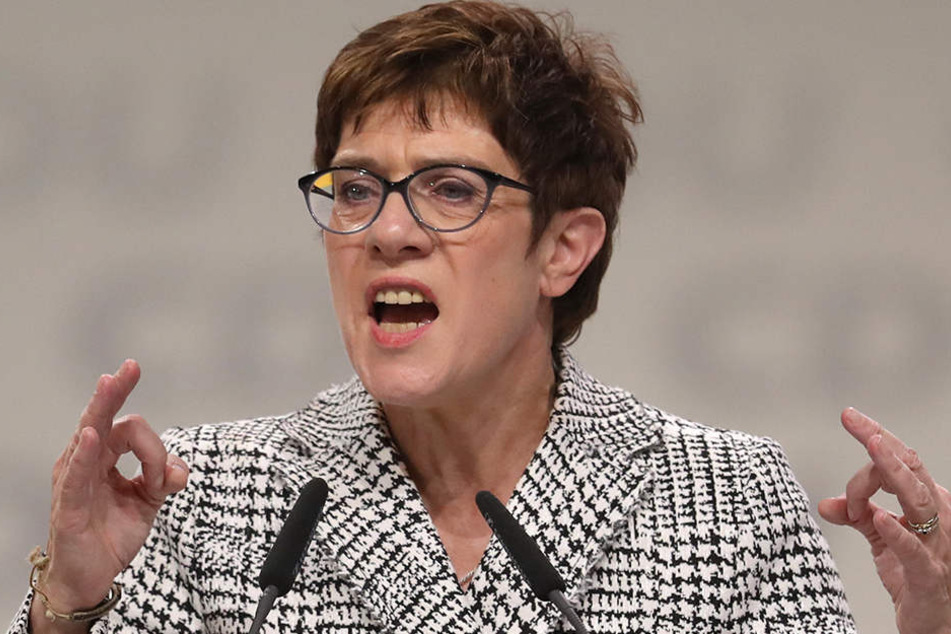 Annegret Kramp-Karrenbauer (56) hielt eine angriffslustige Rede auf dem CDU-Parteitag.