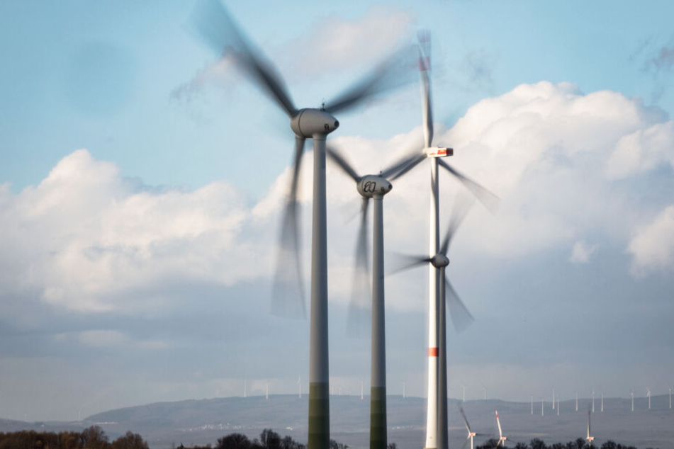 Wegen der Energiewende stehen rund 31.000 Windkraftanlagen in Deutschland.