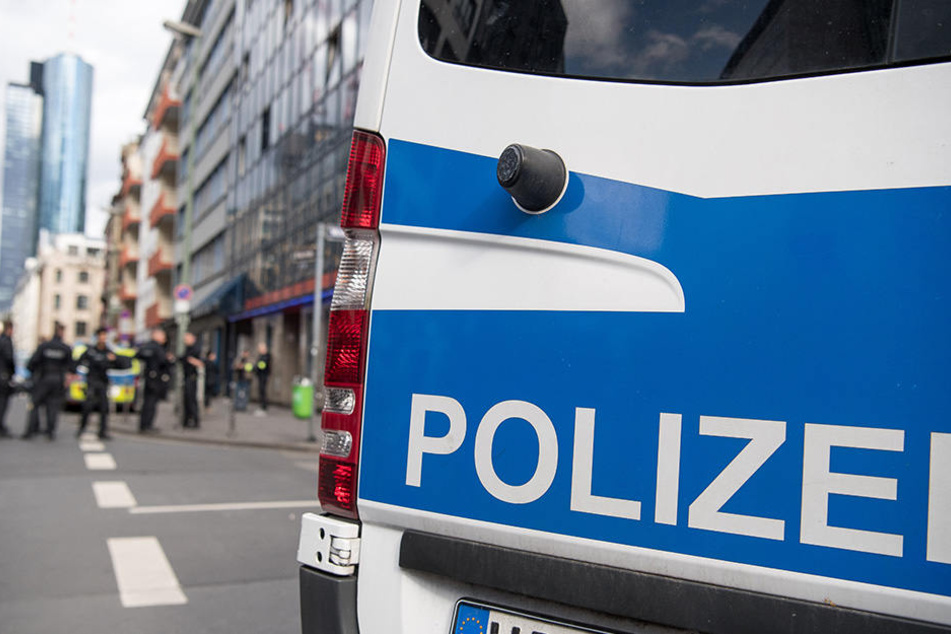 Auf einer Familienfeier rastete der 28-Jähriger aus Sachsen-Anhalt völlig aus. Er hatte vorher Drogen genommen und war alkoholisiert. (Symbolbild)