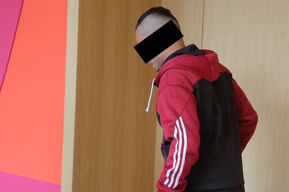 Hassan A. (23) ging mit einer Bratpfanne auf einen Somalier los.
