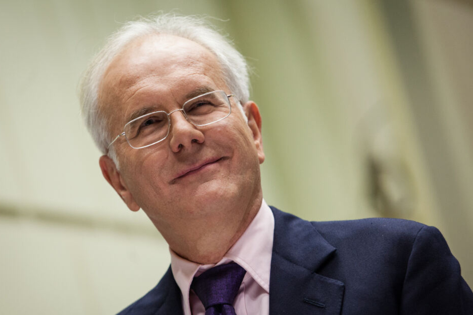 Harald Schmidt soll die Sprechrolle des Haushofmeisters übernehmen.