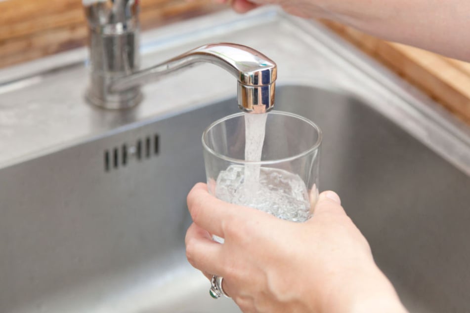 Das Wasser kann wieder bedenkenlos getrunken werden (Symbolfoto).