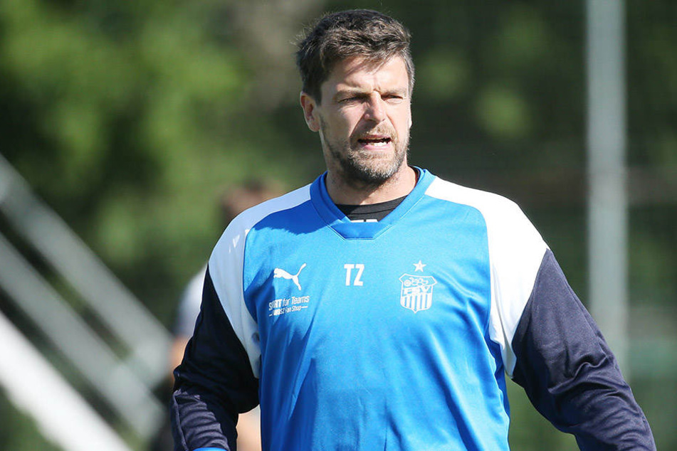 40. Geburtstag, aber auf dem Trainingsplatz wird FSV-Coach Torsten Ziegner heute dennoch stehen.
