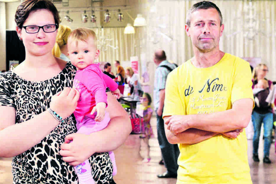 Sarah Walter (21) mit Josefina Sarah (8 Monate) und Torsten Markow (52), hat Zwillinge (9).