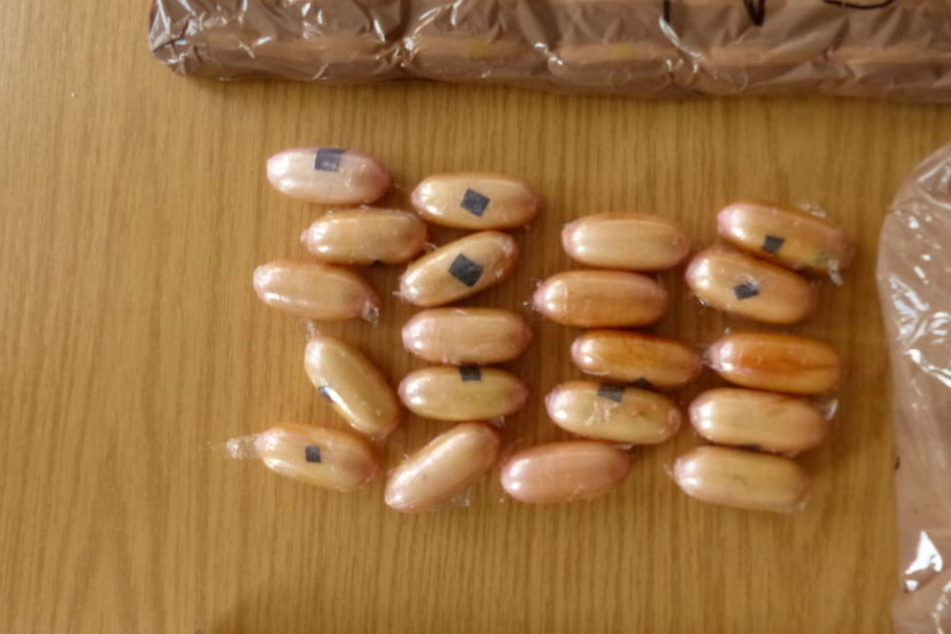 Das fertig abgepackte Rauschgift war in einem Koffer versteckt.