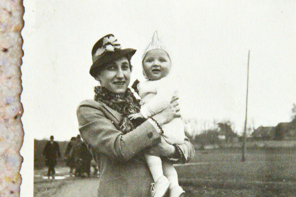 Um 1943: Lisbeth mit Sohnemann Dietrich (damals 4).