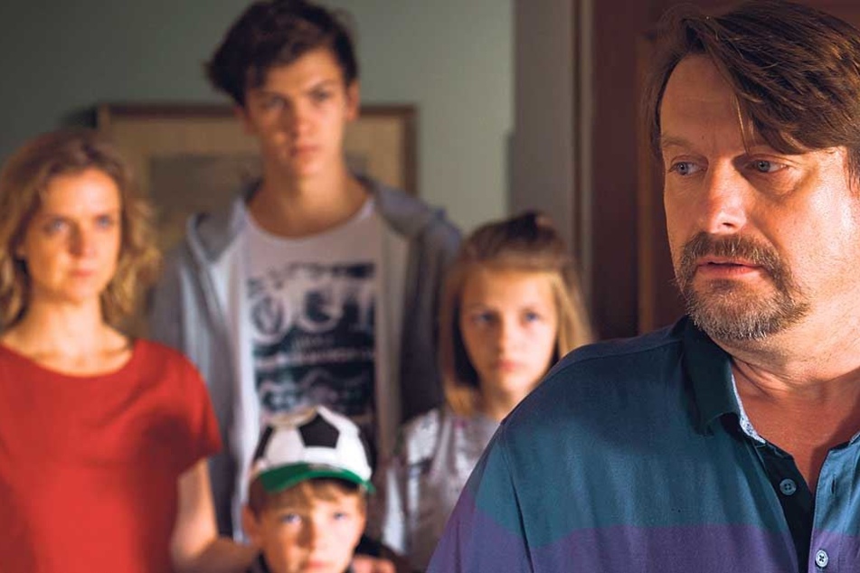 Die Familie von Guido Wachs ahnt nichts von dessen dunklem Vorleben.