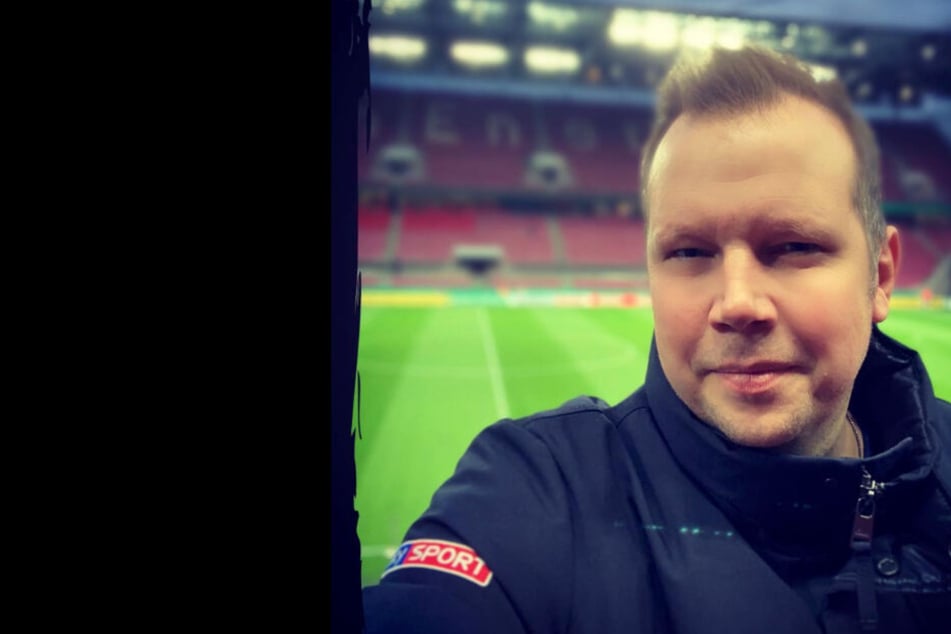 Wolff-Christoph Fuss hatte die unangenehme Aufgabe, die gesponserte Halbzeitanalyse mehrmals anzukündigen.
