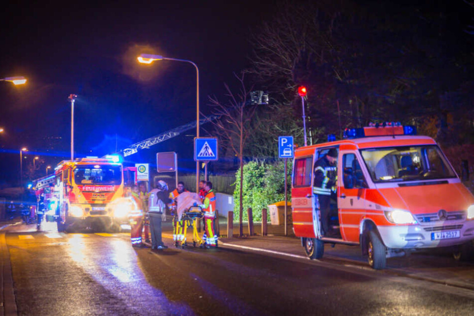 Alle Bewohner des Hauses konnten in Sicherheit gebracht werden.