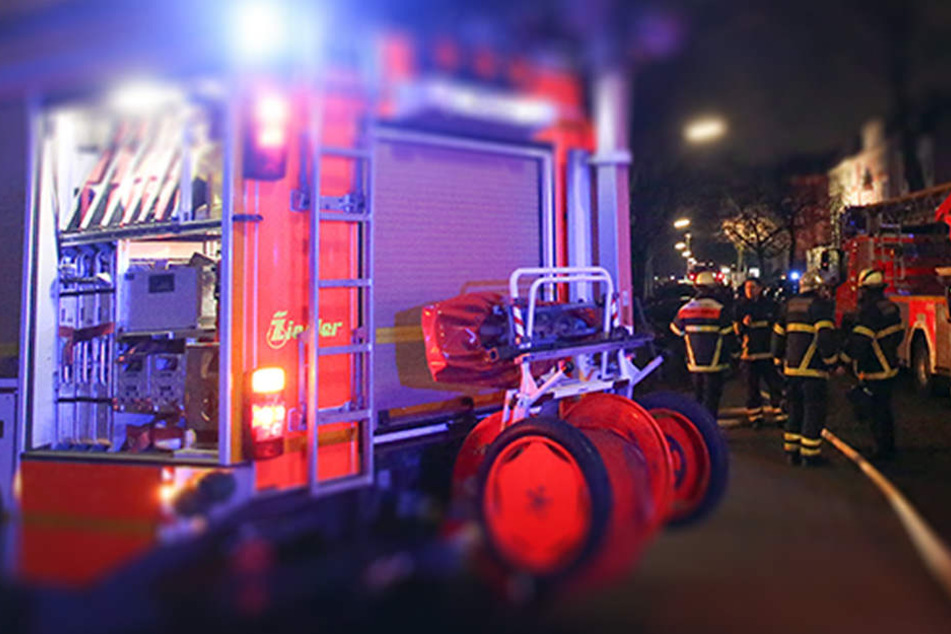 Nach ersten Erkenntnissen könnte der Herd Feuer gefangen haben. (Symbolbild)