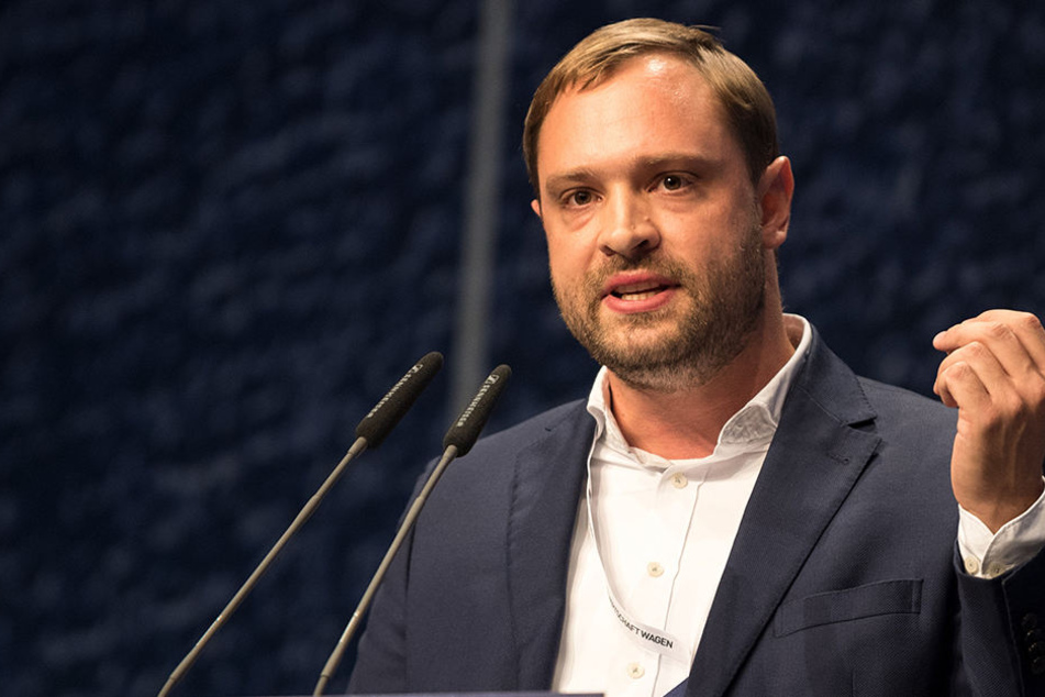 Alexander Dierks (30, CDU) ist auch Chef der Jungen Union in Sachsen.