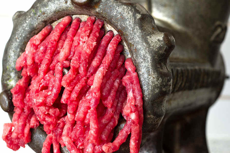 Die Leichen verarbeitete ein Massenmörder mit einem Fleischwolf zu Hackfleisch.