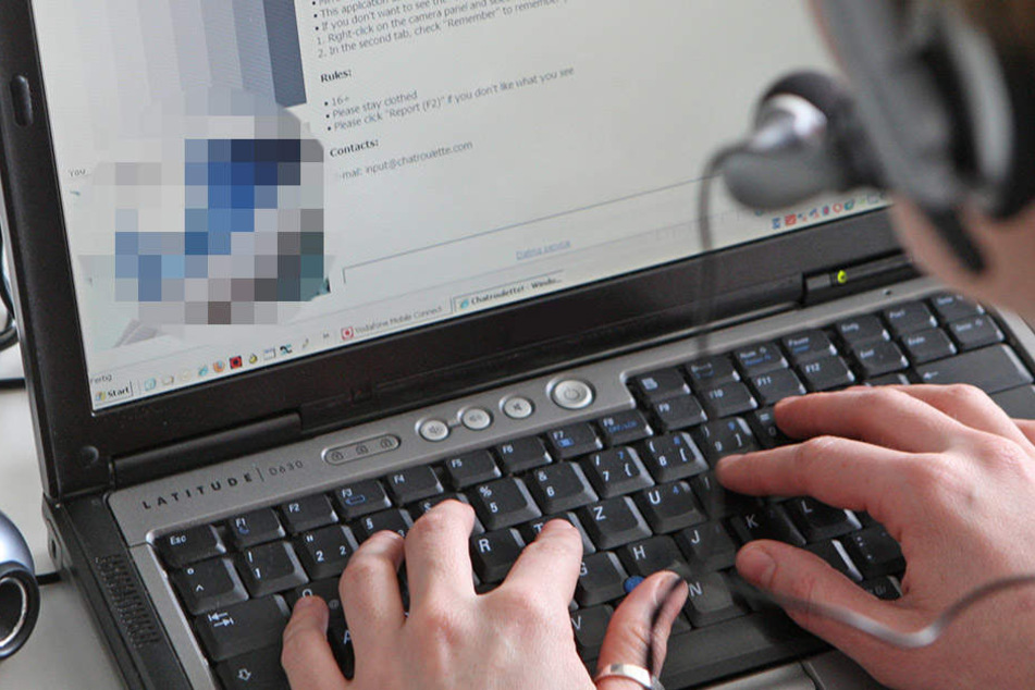 Während der junge syrische Flüchtling in Bobbe lebte, soll er im Internet mit gleichgesinnten IS-Sympathisanten gechattet haben (Symbolbild).