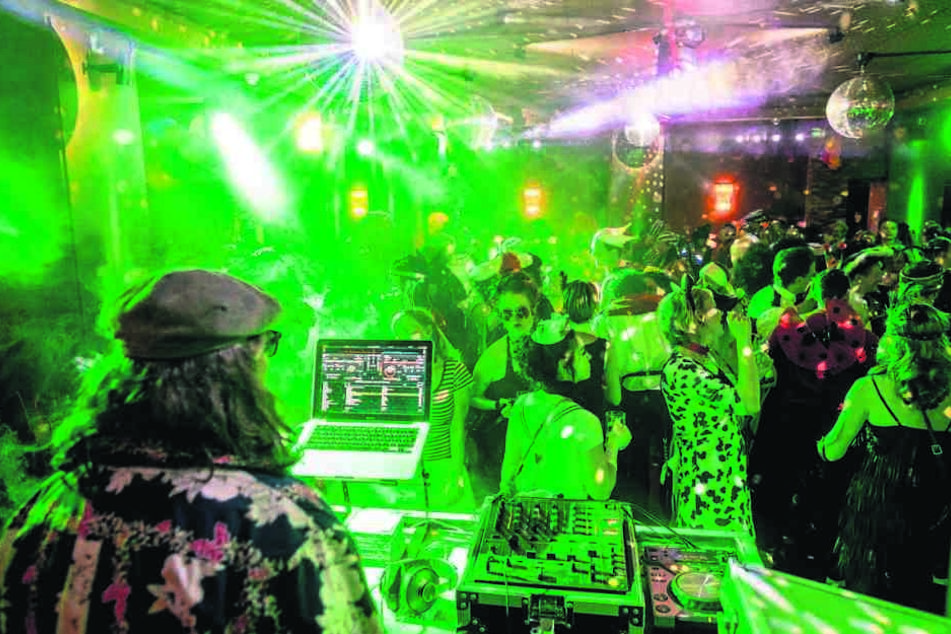 Volle Tanzflächen und volles Haus beim Fasching im Parkhotel. Die Tickets sind immer schnell vergriffen.