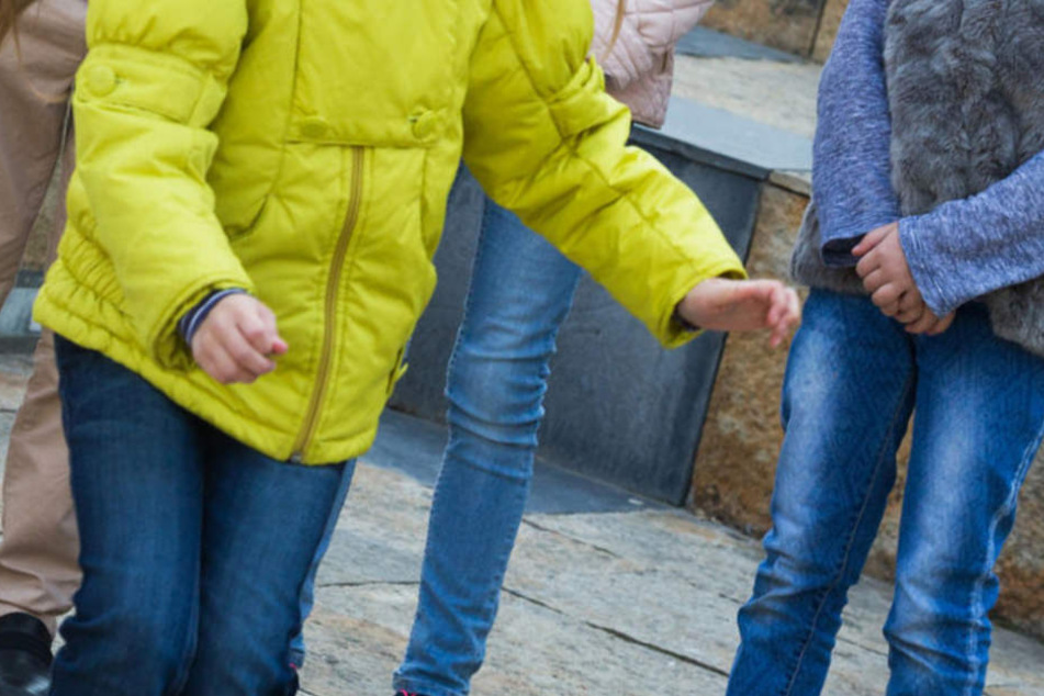 Der Mann ging einfach grundlos auf die Schulkinder los (Symbolfoto).