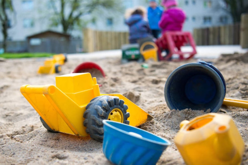 Die Eltern von rund 18.000 Thüringer Vorschulkindern müssen künftig keine Kindergartenbeiträge mehr zahlen.