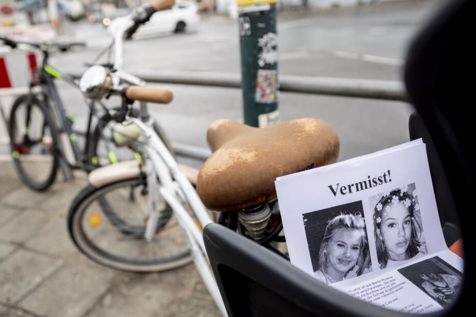Die Suche nach der 15-jährigen Rebecca dauert mittlerweile seit einem Monat an (Symbolbild).