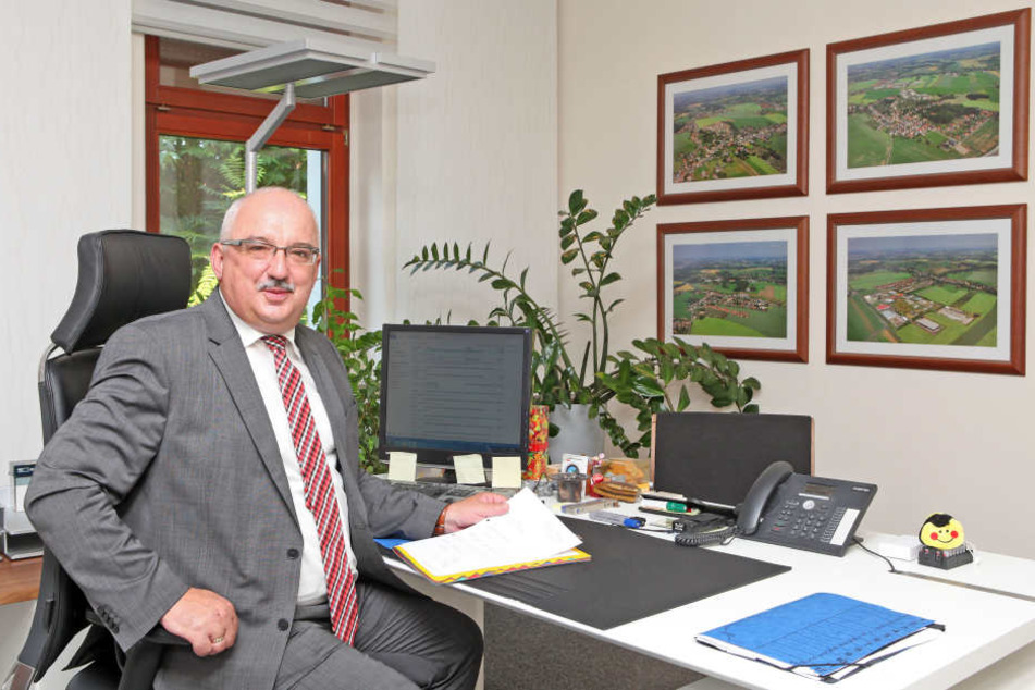 Reinsdorfs Bürgermeister Steffen Ludwig (59, parteilos) ist zufrieden: Der Mietvertrag mit dem Landkreis steht.