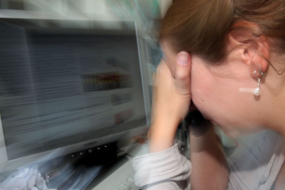 Stress am Arbeitsplatz ist oft ein Problem. Tiere können dabei helfen den Stress zu minimieren. (Symbolbild)