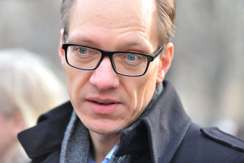Schul-Stadtrat Carsten Spallek (46, CDU) will einen Zaun um das Gelände des Französischen Gymnasiums bauen lassen.