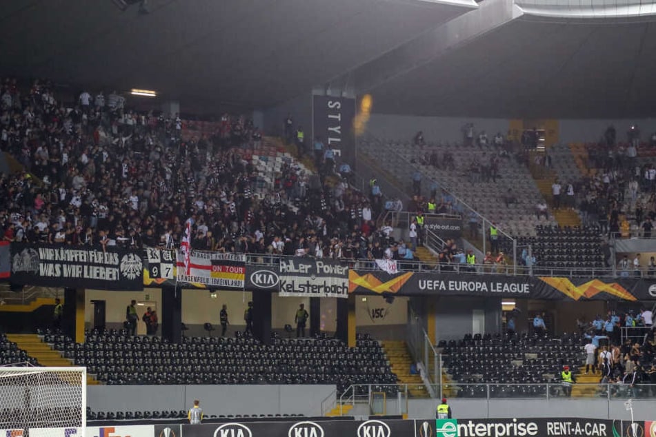 Der Block der Eintracht in Guimaraes.