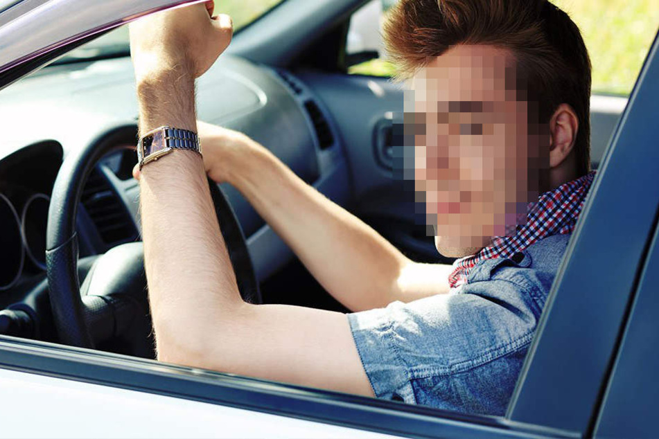 Der 15-Jährige war sich seiner Fahrkünste offenbar sehr sicher. (Symbolbild)