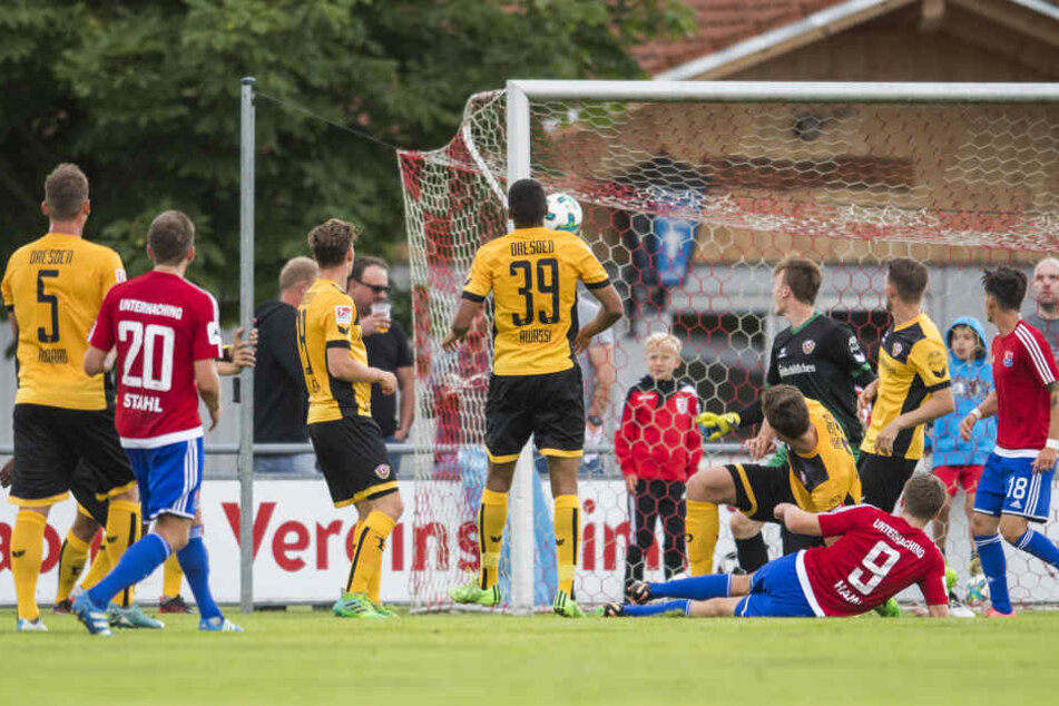 In der ersten Hälfte kassierte Dynamo zwei Gegentore.