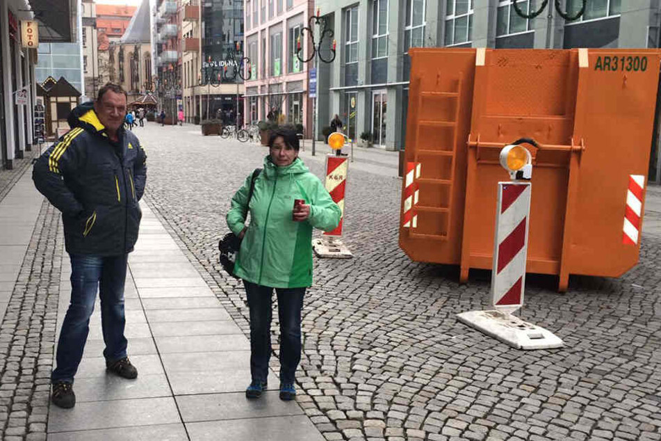 Detlef Pretschner (58) und Maria Pretschner (54) halten die Sperren auch für wenig sinnvoll.
