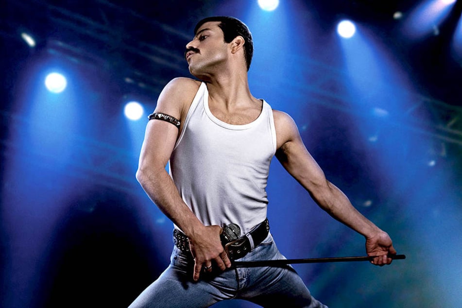 Rami Malek zeigt als Freddie Mercury eine überragende schauspielerische Leistung.