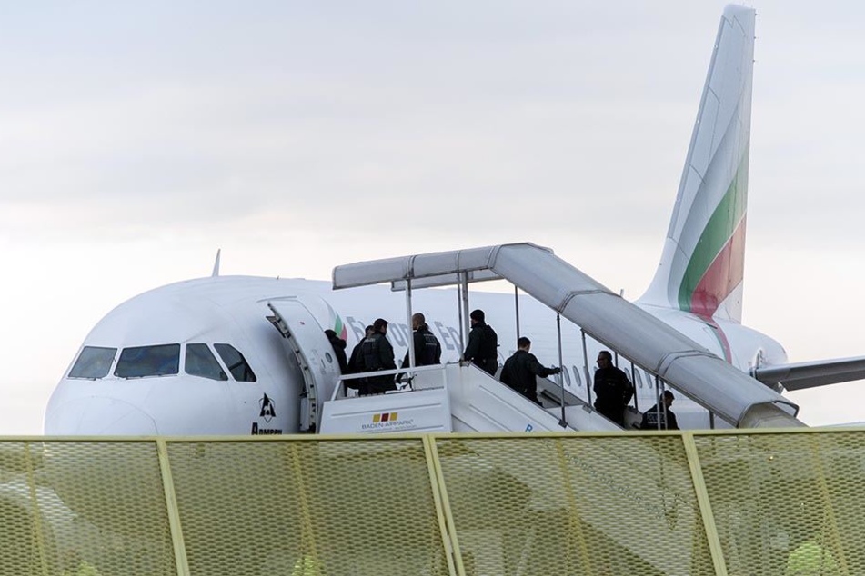 Marokkaner können bisher nur zu maximal fünft in Charterflugzeugen abgeschoben werden. (Symbolfoto)