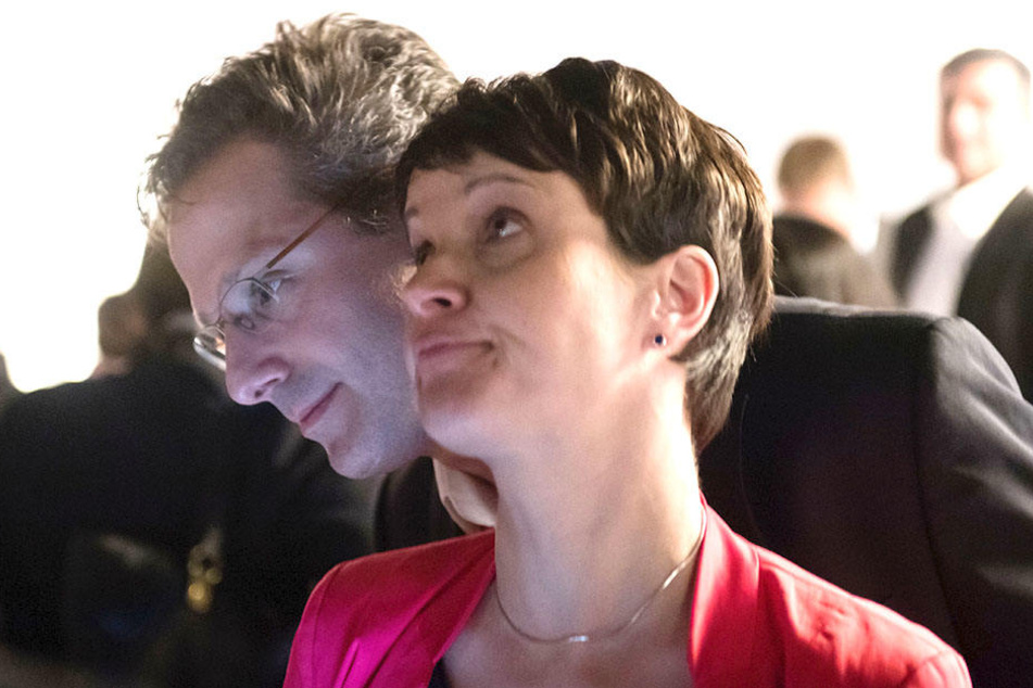 Auch Marcus Pretzell (hinten) und Frauke Petry (vorn) sind nach der Bundestagswahl bereits aus der AfD ausgetreten.