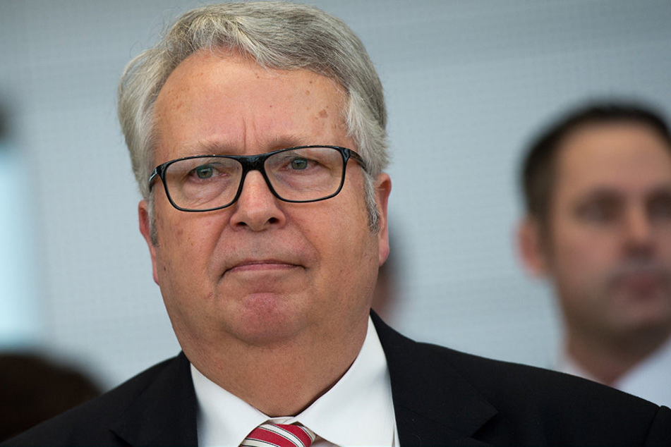 Geert Mackenroth (66) ist von Tipps für Flüchtlingen wenig angetan.