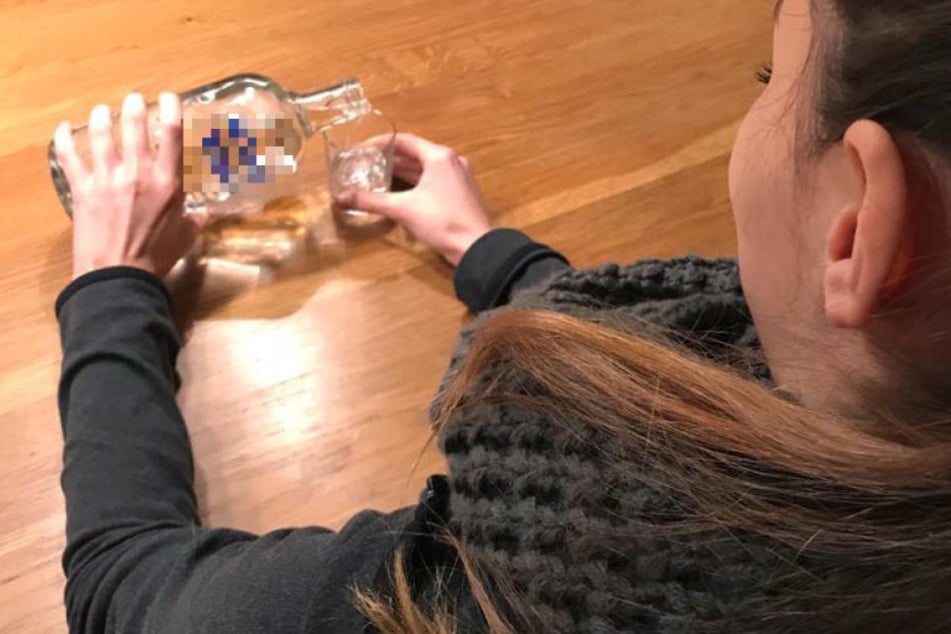 Immer häufiger bestellen sich Minderjährige Alkohol im Internet. (Symbolbild)