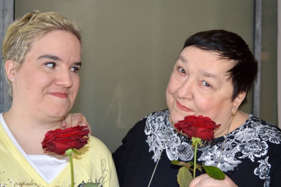 Bisher wurde Beate immer von ihrer Mutter Irene bei der Männersuche unterstützt.