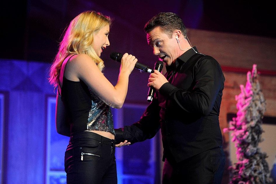 Anna-Carina Woitschack (25) und Stefan Mross (42).